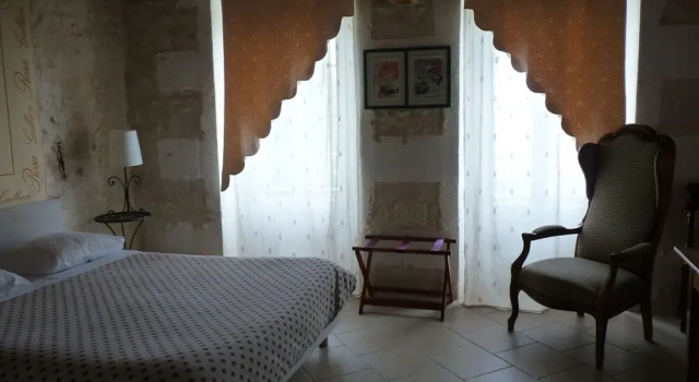 Chambres d'Hôtes de Champs Fleuri, Prenota Hotel Angoulême Charente