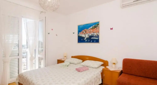 Ivo Guest House