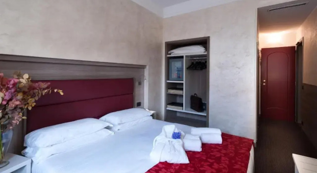 Двухместный номер Hotel Gamma