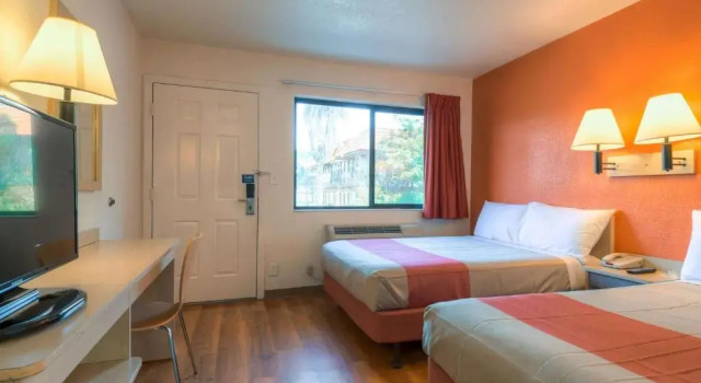 Четырёхместный номер Standard Motel 6-San Ysidro, CA - San Diego - Border