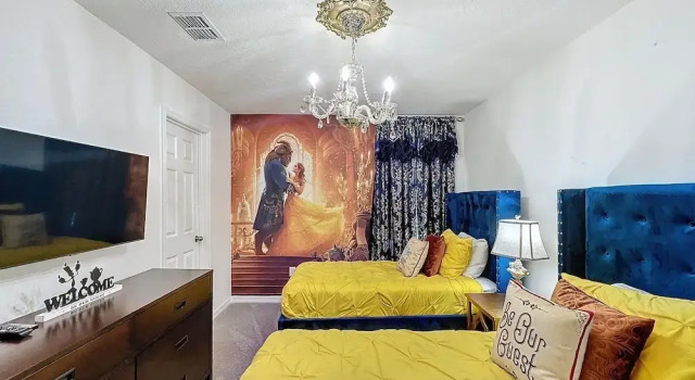 Luxury 6 Bed Villa With Pool Spa in Solara Resort, Varaa Lomakeskus Kissimmee Kissimmee