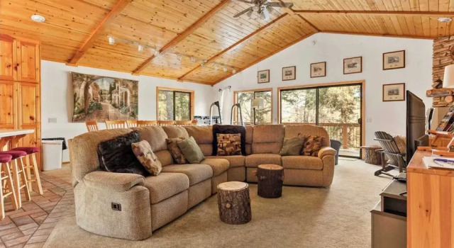 Hunter's Retreat in Upper Moonridge!, Prenota Casa vacanze Hotel a Moonridge con parcheggio, Parcheggio