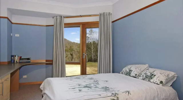 Quins Gap Private Retreat, Varaa Hotelli Bright 