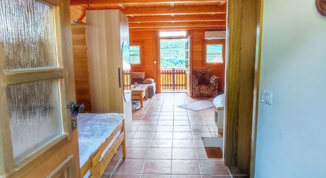Vineyard cottage Kralj, Prenota Casa vacanze Hotel a Dolenjska con parcheggio, Parcheggio