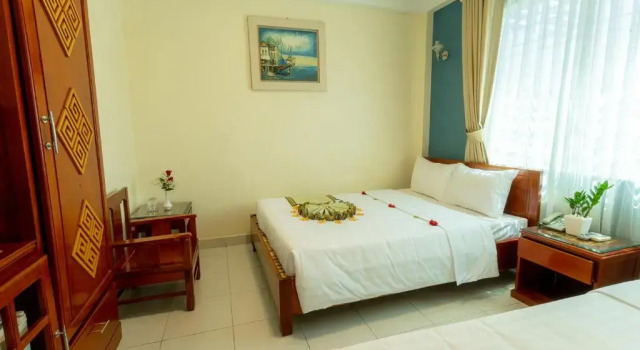 Трёхместный номер Deluxe Amigo Hotel