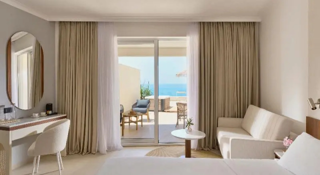Family with sea view Iberostar Selection Montenegro