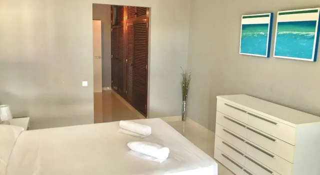 Levante Seafront Beach Apartment, Забронировать Апартаменты/квартира Бенидорм Коста-Бланка, рядом с Church of San Jaime and Santa Ana