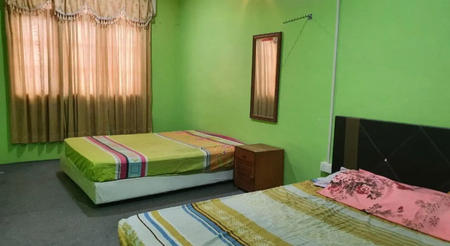 Полулюкс OYO Home 90325 Au Homestay