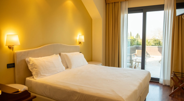 Admiral Hotel Villa Erme