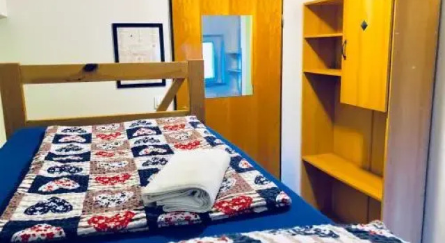 Aladin Hostel, Забронировать Хостел Хостелы Любляна, рядом с Tivoli Hall, Хостел