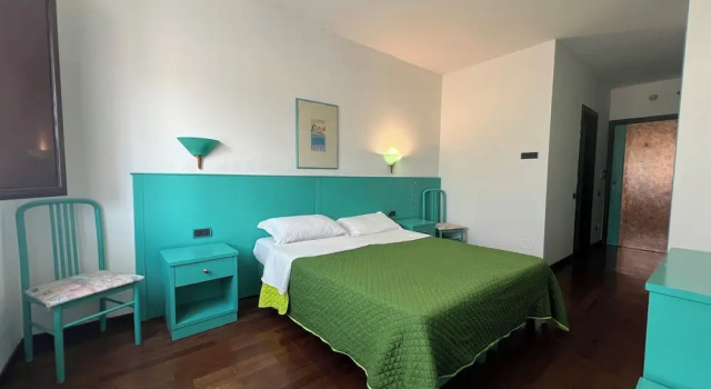 Hotel Verdeneve, Забронировать Отель  