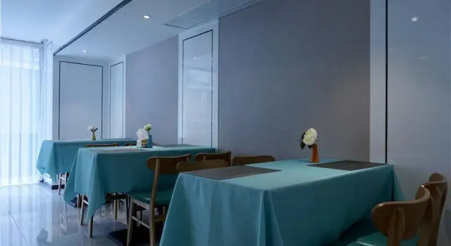 Xian Hotel Xiangtan Jiuhua Mountain Shop, Rezerwuj Hotel Hotele 4-gwiazdkowe w Xiangtan County, 4*