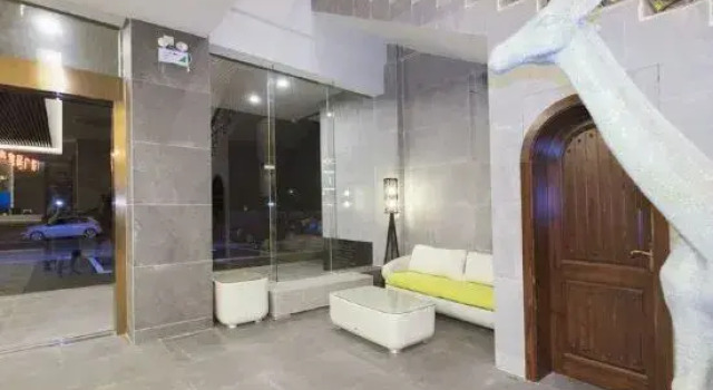 Huitu Hotel (Huizhou Railway Station)