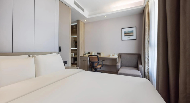 Atour Hotel Qilu High Tech Software Park Jinan