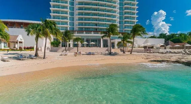 Двухместный полулюкс Deluxe with Whirlpool с видом на океан The Westin Cozumel