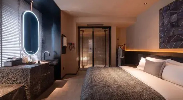 Люкс Dali Joy Luck Qingshi  Hillside Lakeview Resort Hotel