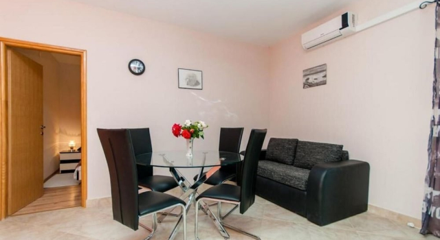 Апартаменты Apartments Mladen