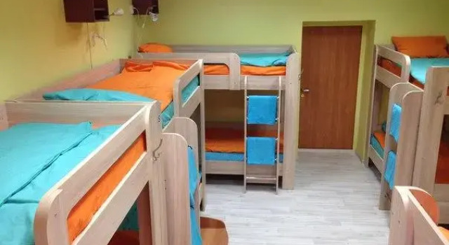 Кровать в общем номере (мужской номер) Хостел Сити Лайф