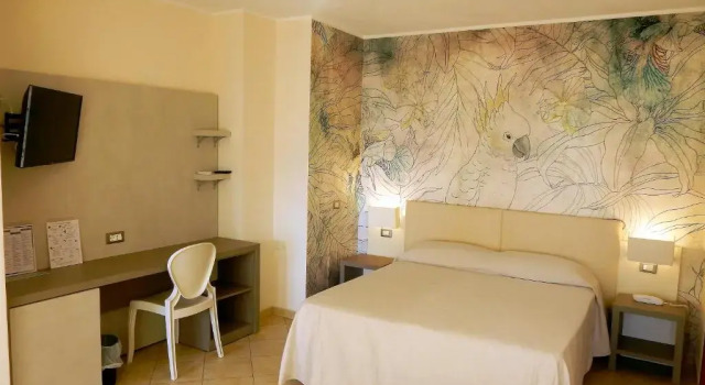 Полулюкс Hotel Kaly