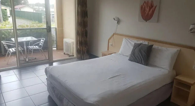 Двухместный номер Deluxe с балконом Jopen Cafe & Motel