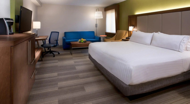 Двухместный номер Standard Holiday Inn Express Nashville Airport by IHG