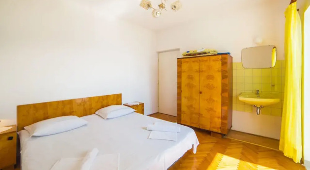 Apartments Mira, Varaa Huoneisto Hotellit Split-Dalmatia pysäköinnillä, Pysäköinti