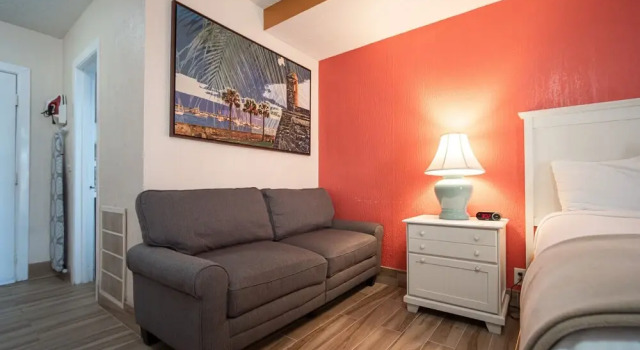 Island Sun Inn & Suites - Venice, Florida Historic Downtown & Beach Getaway, Prenota Hotel Venezia Sarasota Area