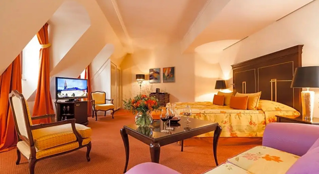 Полулюкс Standard Relais & Châteaux Bülow Palais