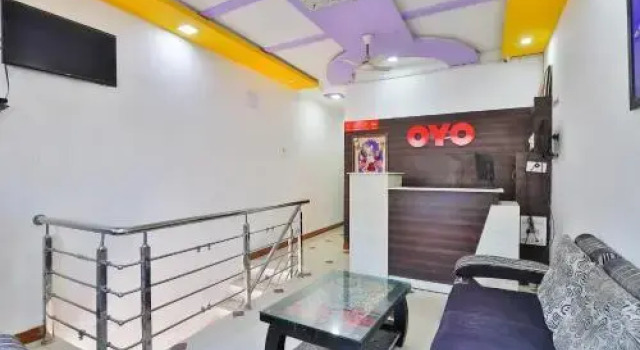 Hotel Shree by OYO Rooms