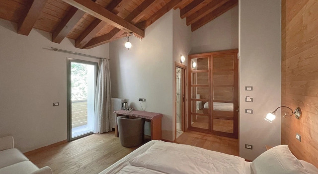 Двухместный номер Standard с балконом и с видом на горы Relais Sauc & SPA - Agriturismo