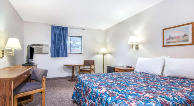 Двухместный номер Standard Super 8 by Wyndham Missoula/Brooks Street