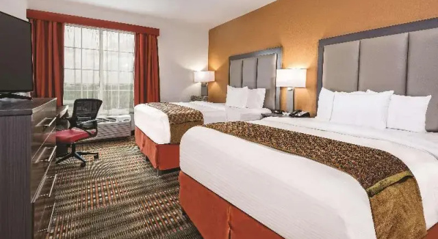 Номер La Quinta by Wyndham San Antonio by Frost Bank Center