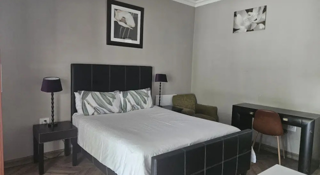 Four Seasons Lehae Guest House, Забронировать Гостевой дом Гостевые дома Йоханнесбург, рядом с JSE Johannesburg Stock Exchange, Гостевой дом