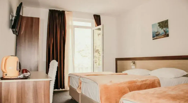 Трёхместный номер Standard с балконом Hotel Villa Matic