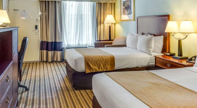 Четырёхместный номер Standard Clarion Inn Fredericksburg North