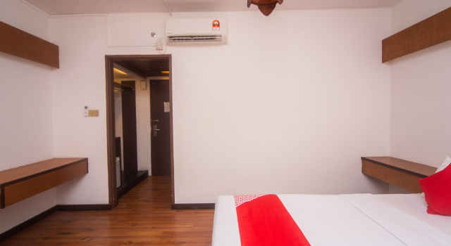 Swing & Pillows - Apple Hotel Shah Alam, Забронировать Отель Шах-Алам Селангор