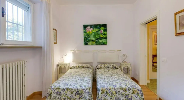 Villa Near Lake Garda With Bubble Bath, Prenota Villa Hotel a Veneto con parcheggio, Parcheggio