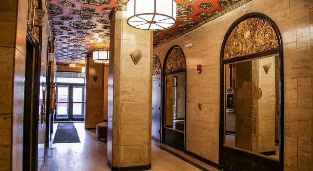 Bold Downtown 1BR Near Memorial Park, Prenota Appartamento Hotel a Indiana con parcheggio, Parcheggio