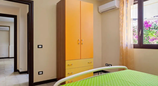 Inviting Holiday Home in Ragusa With Patio and Garden, Забронировать Отель Испика Долина Ното