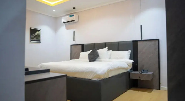 Twinny Hotel & Suites, Book Hotel Oshodi-Isolo Mushin