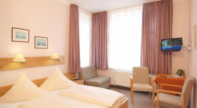 Двухместный номер Standard Hotel Münchner Löwenbräu
