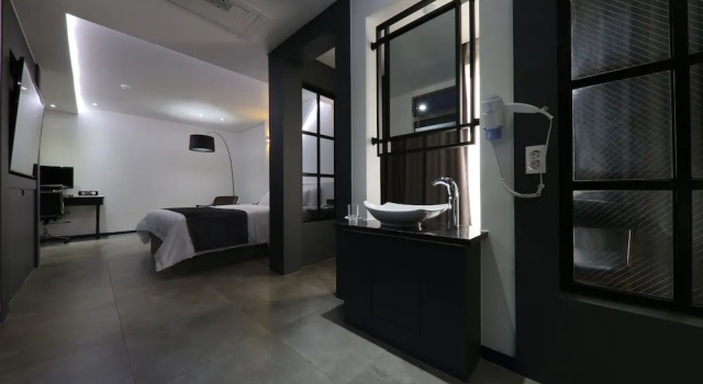 Трёхместный номер Standard Seosan Aria Hotel