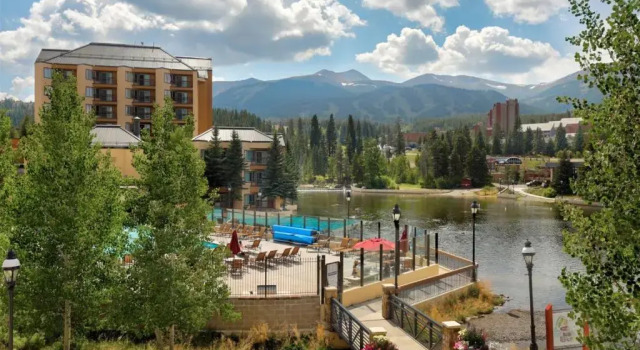 Номер Standard с 2 комнатами Luxury 2 Bedroom Mountain Vacation Residence With Hot Tub, Pool, and Easy Access to Ski Slopes