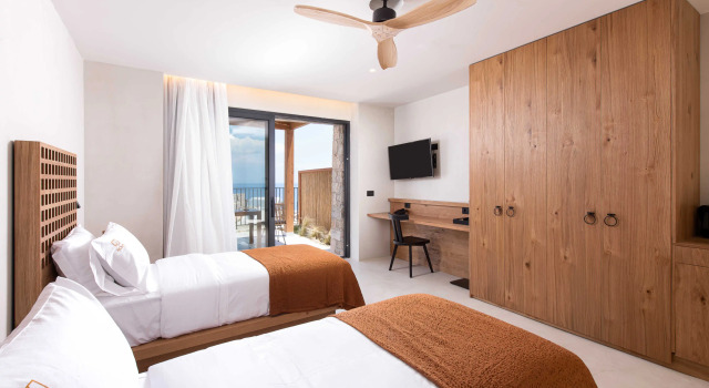 Полулюкс с видом на море KOIA All - Suite Well Being Resort - Adults Only