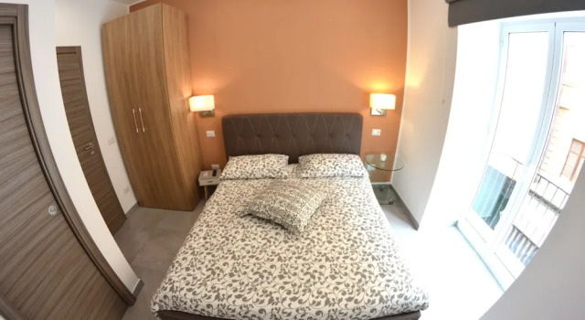 Capo Suite Palermo Luxury Rooms, Забронировать Отель «постель и завтрак» Отели Палермо с завтраком, рядом с Кафедральный собор, Завтраки