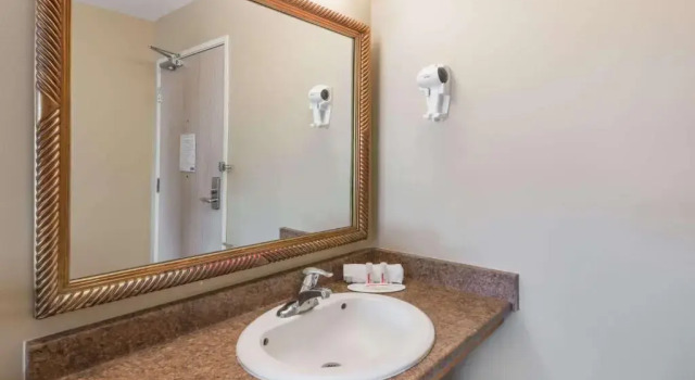 Номер Standard London Travel Inn