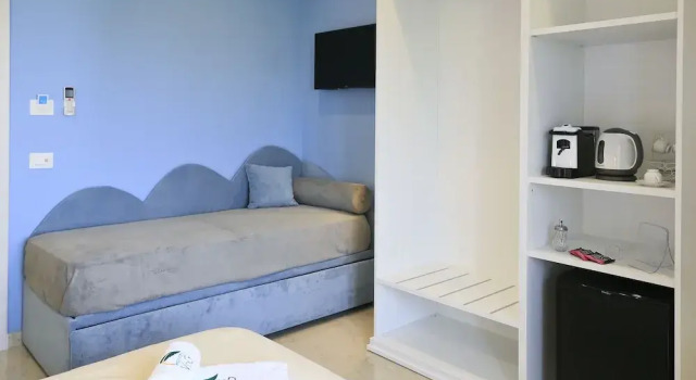 Семейный номер Standard с видом на сад Villa Del Gaudio Rooms & Apartments