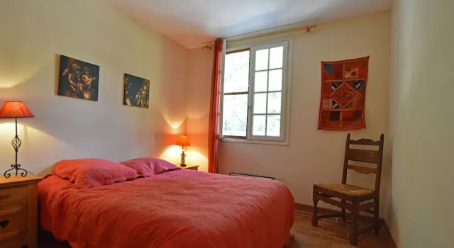 Modern Holiday Home in Languedoc-roussillon With Pool, Rezervasyon Otel Saint-Jean-de-Maruéjols-et-Avéjan Gard