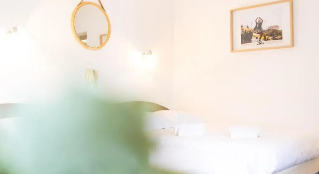 Hotel Bistrot FINE, Забронировать Отель Англе French Basque Country