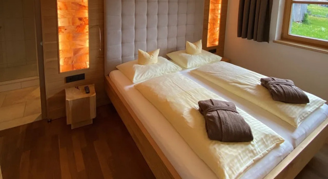 Люкс с 2 комнатами с балконом Alpen Hotel Post